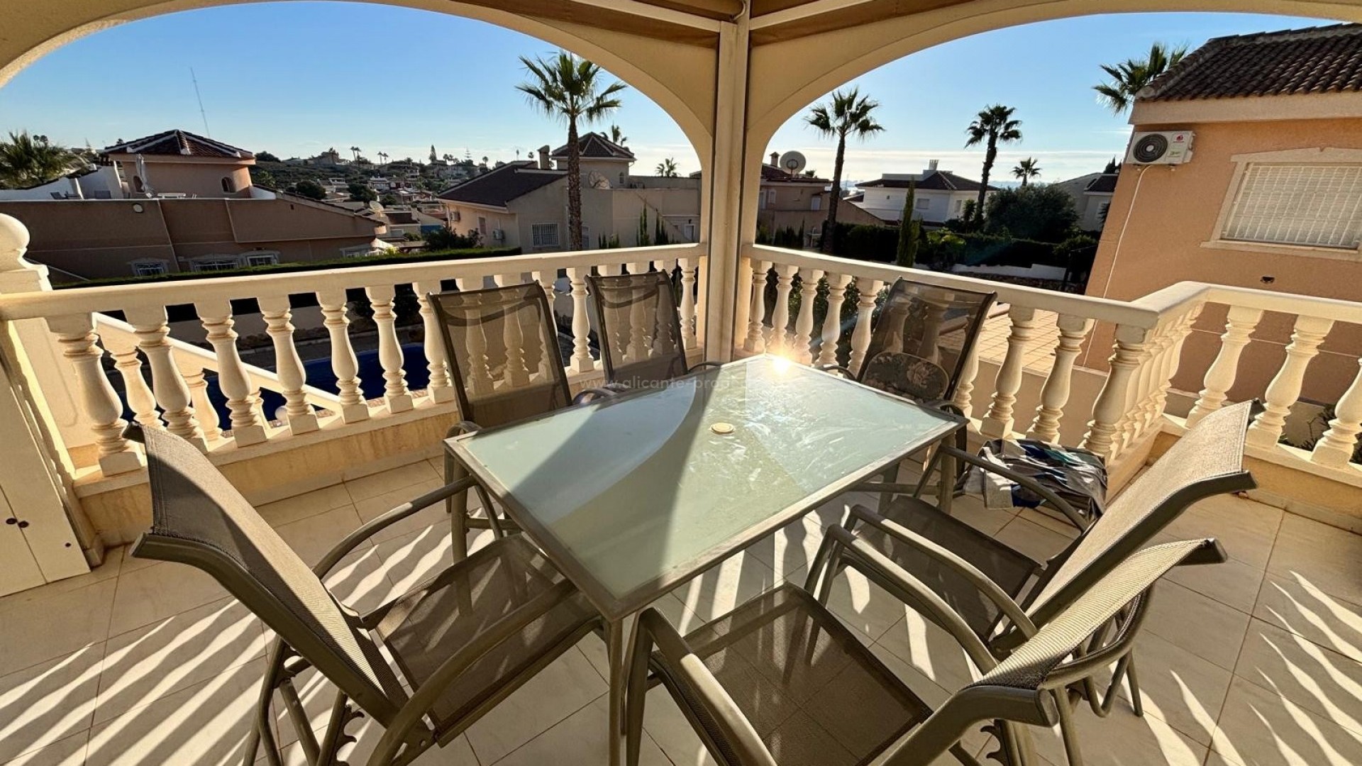 Hus / Villa i La Fiesta