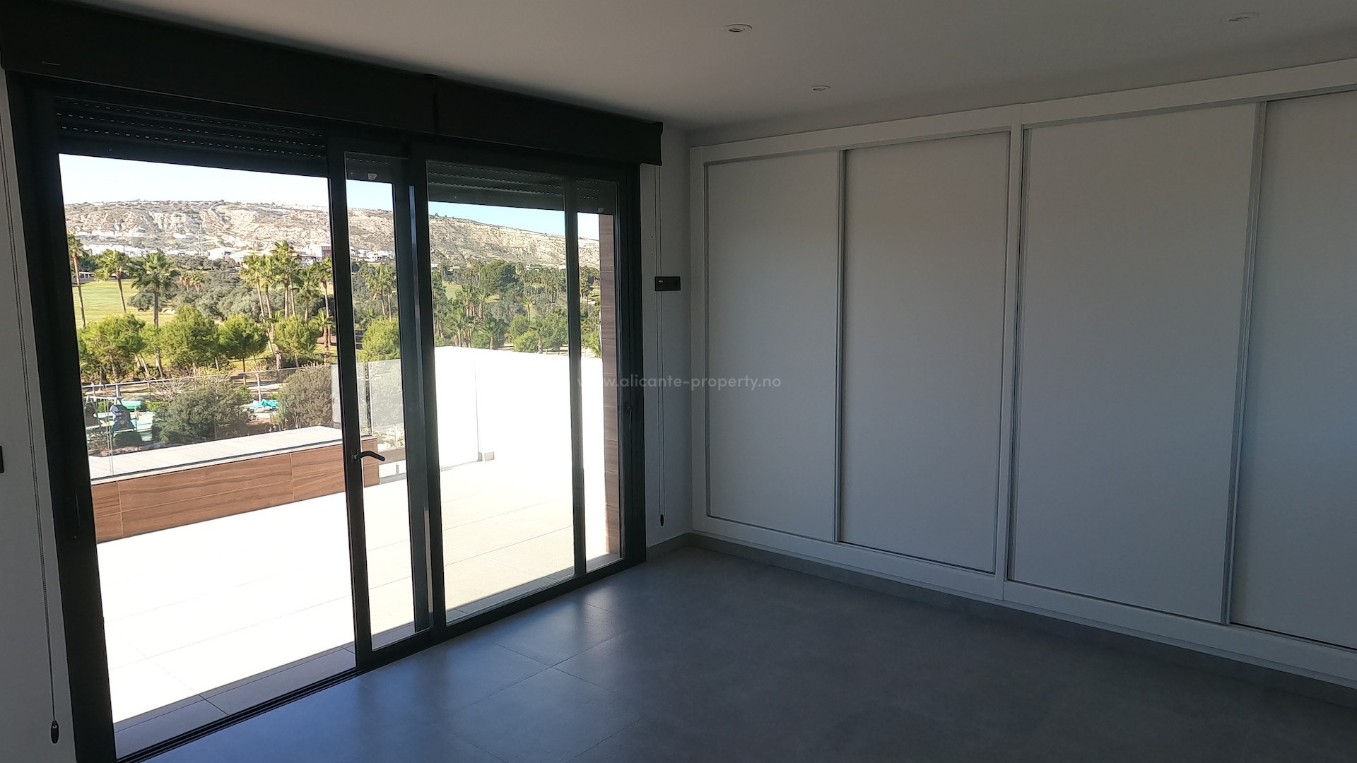 Hus / Villa i La finca Golf