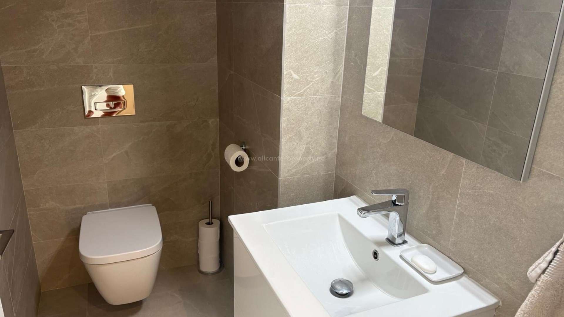 Hus / Villa i La finca Golf