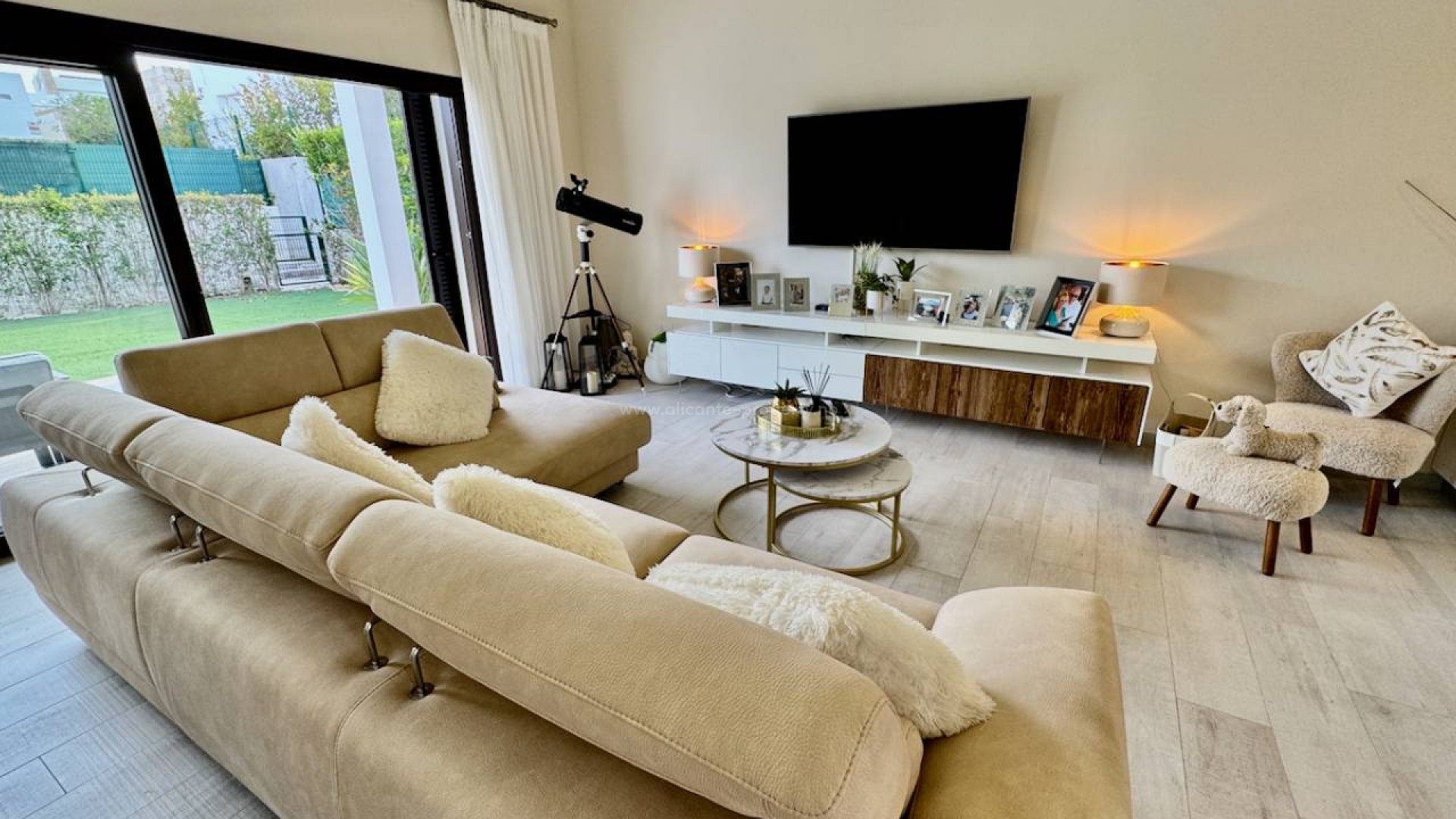 Hus / Villa i La finca Golf