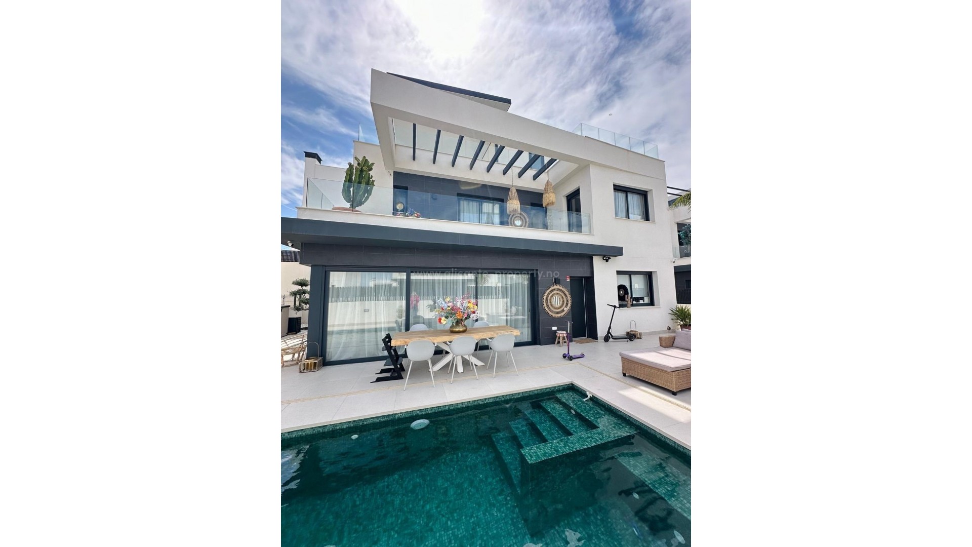 Hus / Villa i La finca Golf