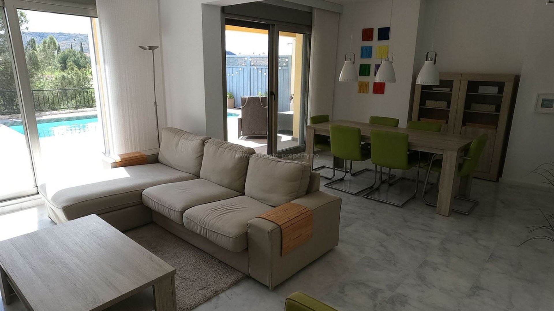 Hus / Villa i La finca Golf