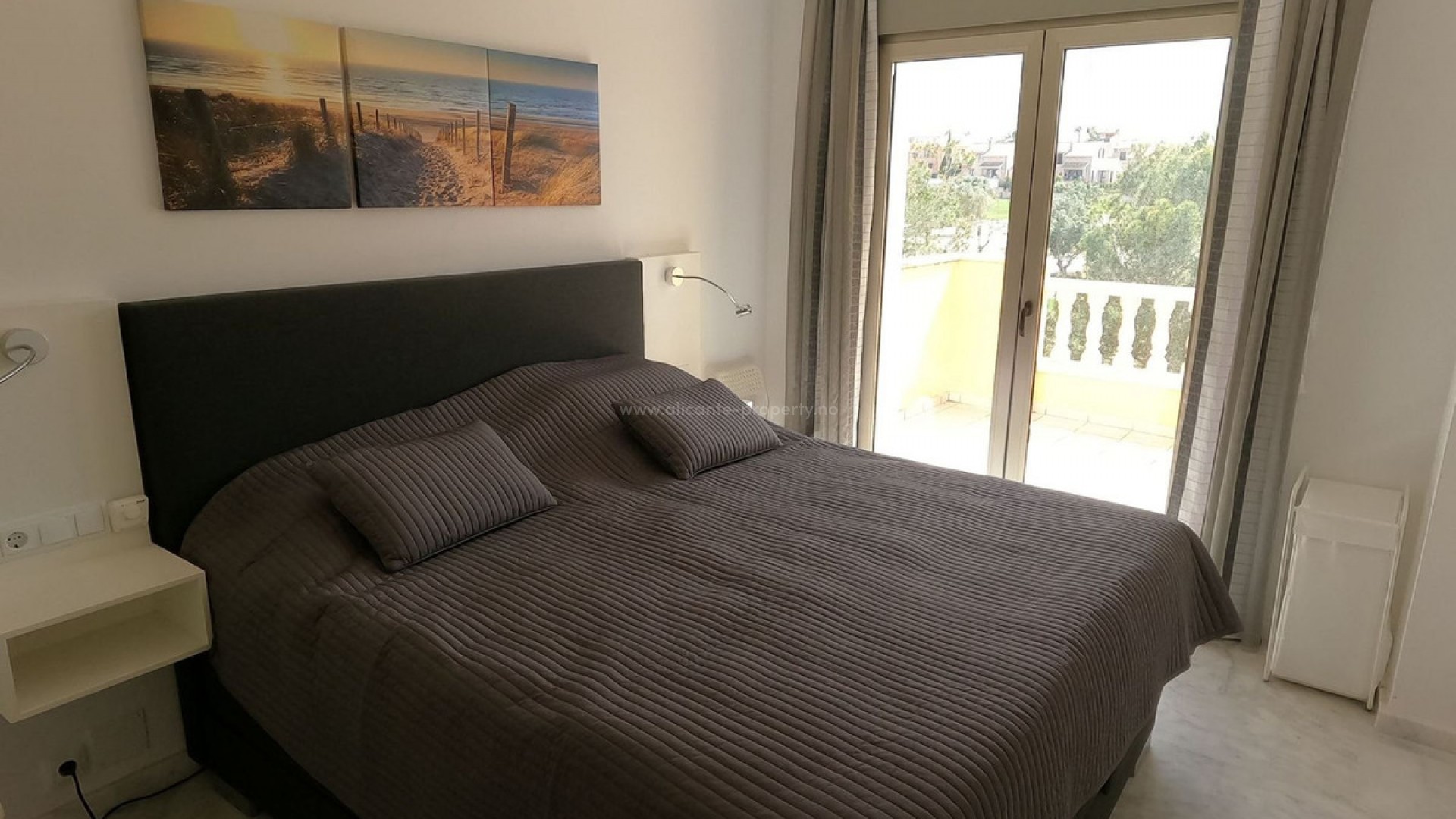 Hus / Villa i La finca Golf