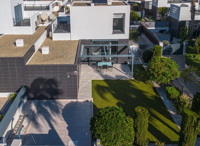 Hus / Villa i La finca Golf