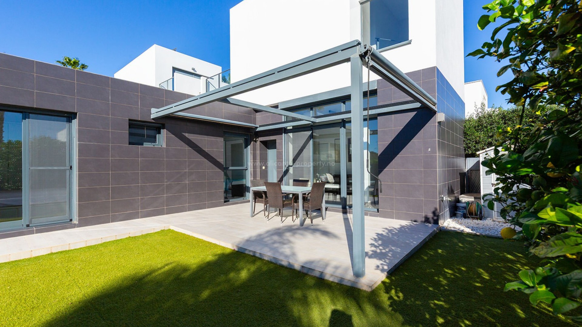 Hus / Villa i La finca Golf