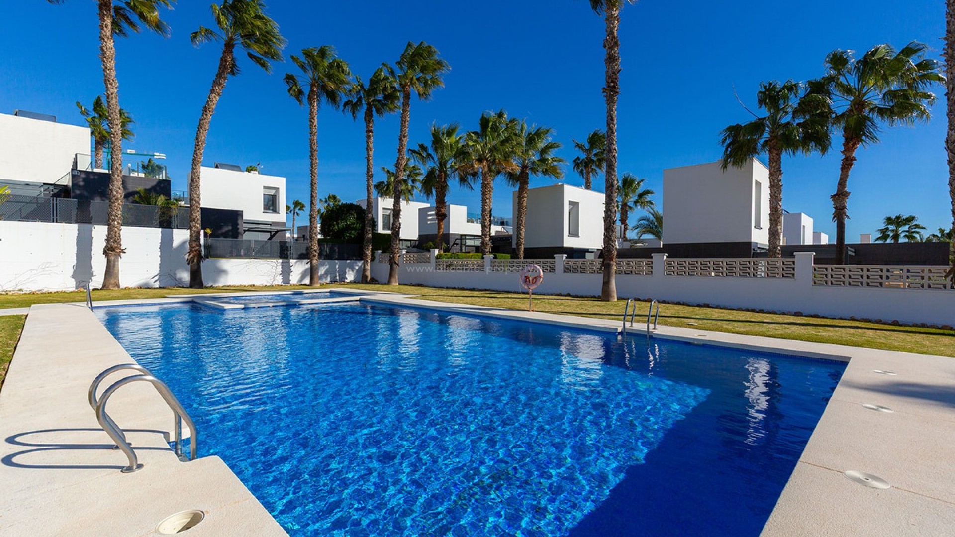 Hus / Villa i La finca Golf