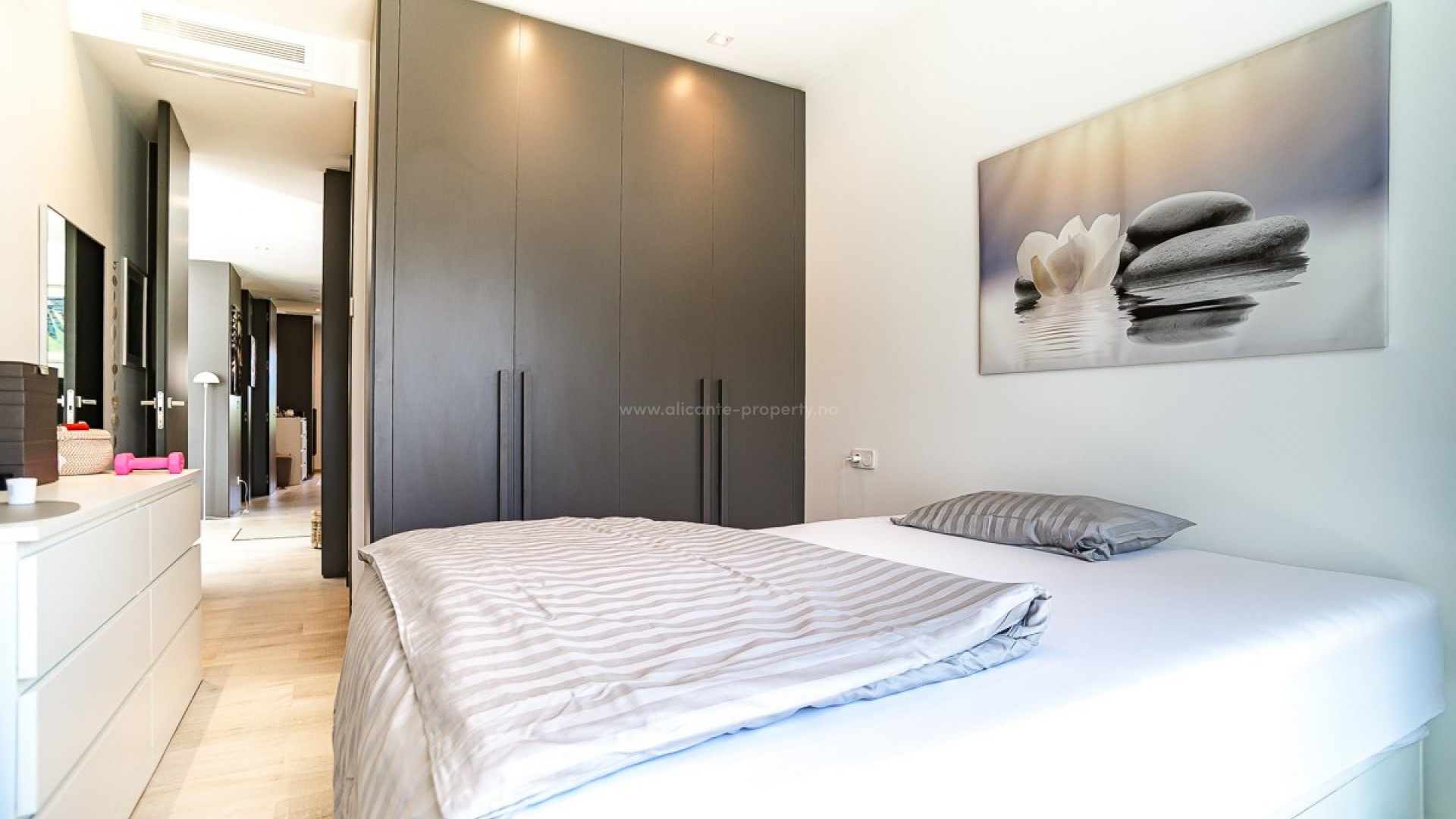 Hus / Villa i La finca Golf