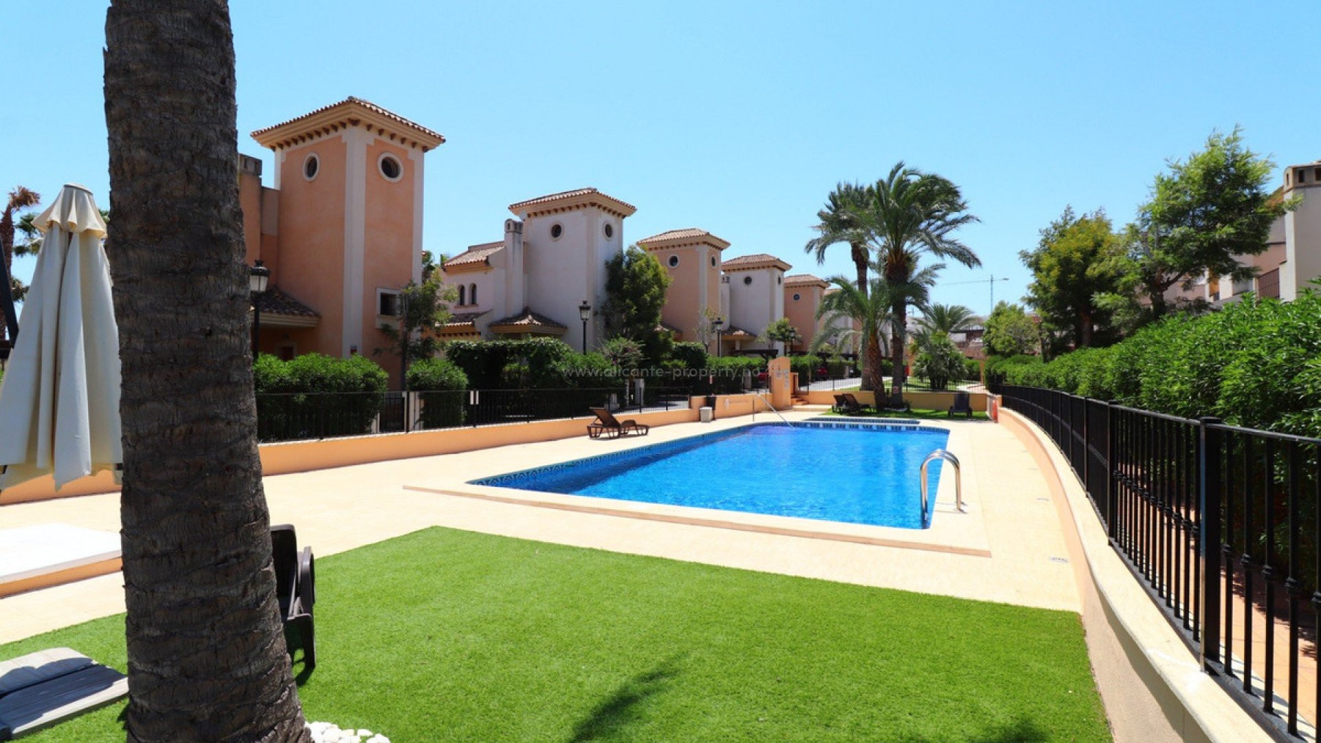 Hus / Villa i La finca Golf