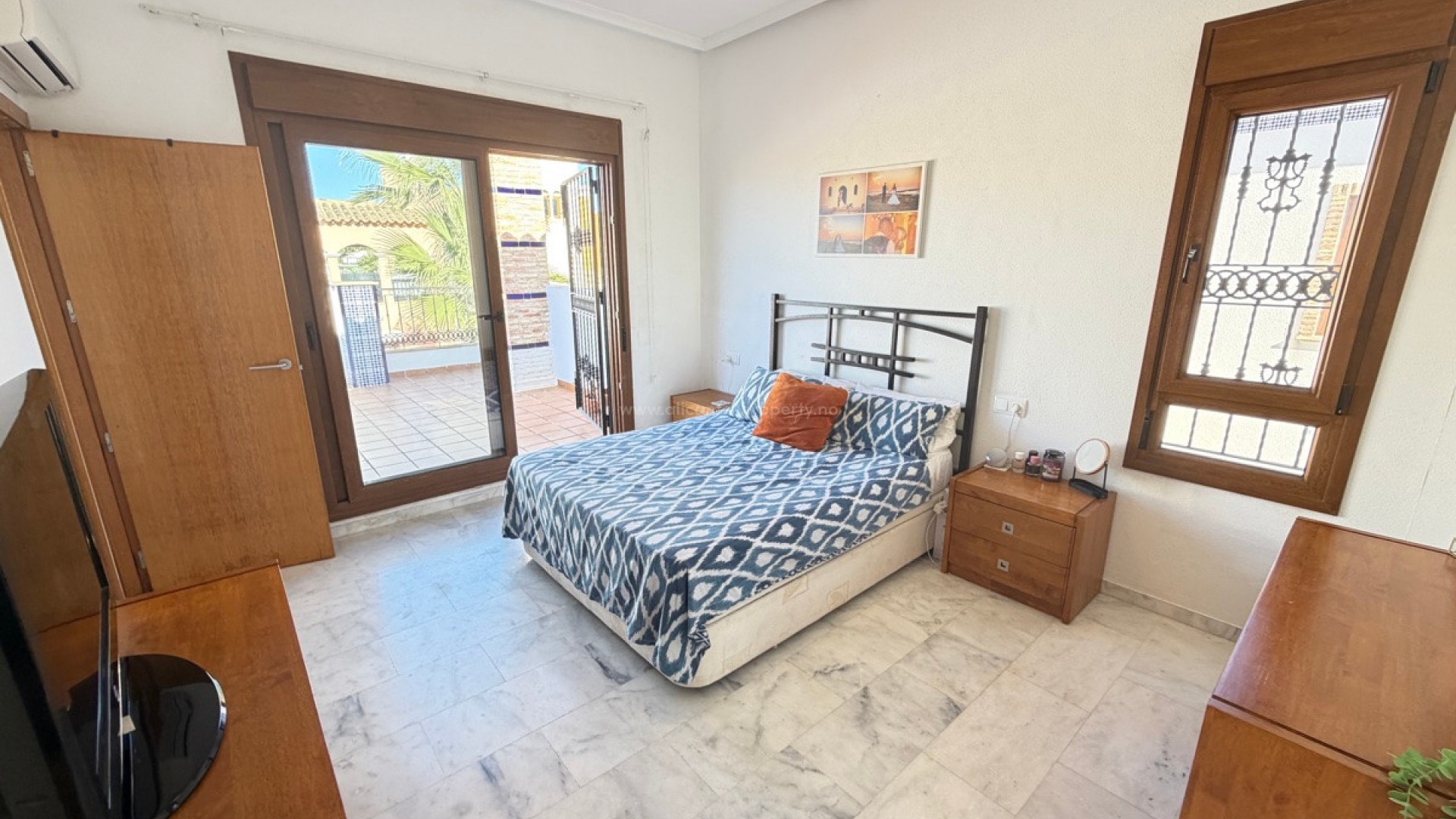 Hus / Villa i La finca Golf
