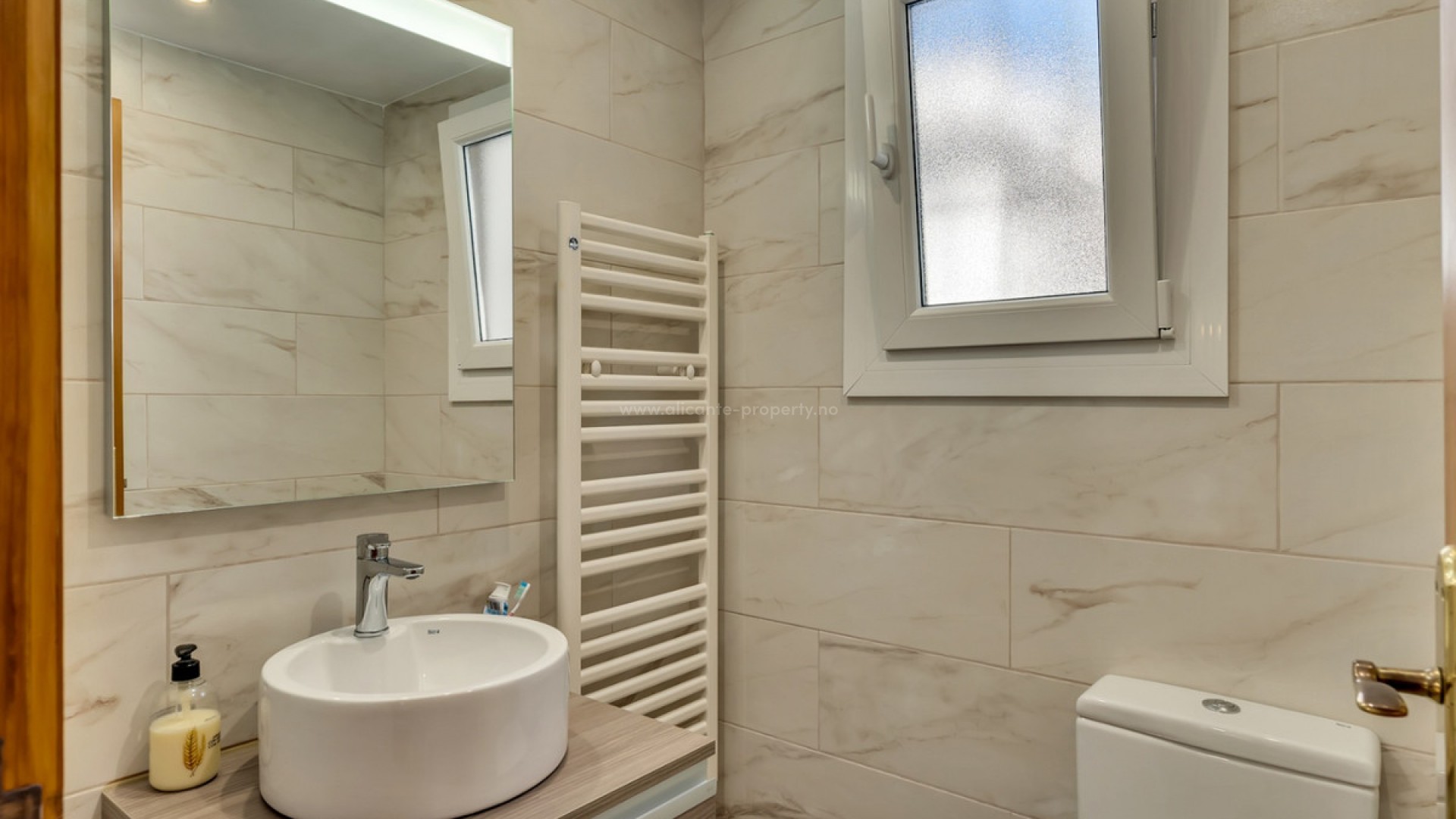 Hus / Villa i La Fustera