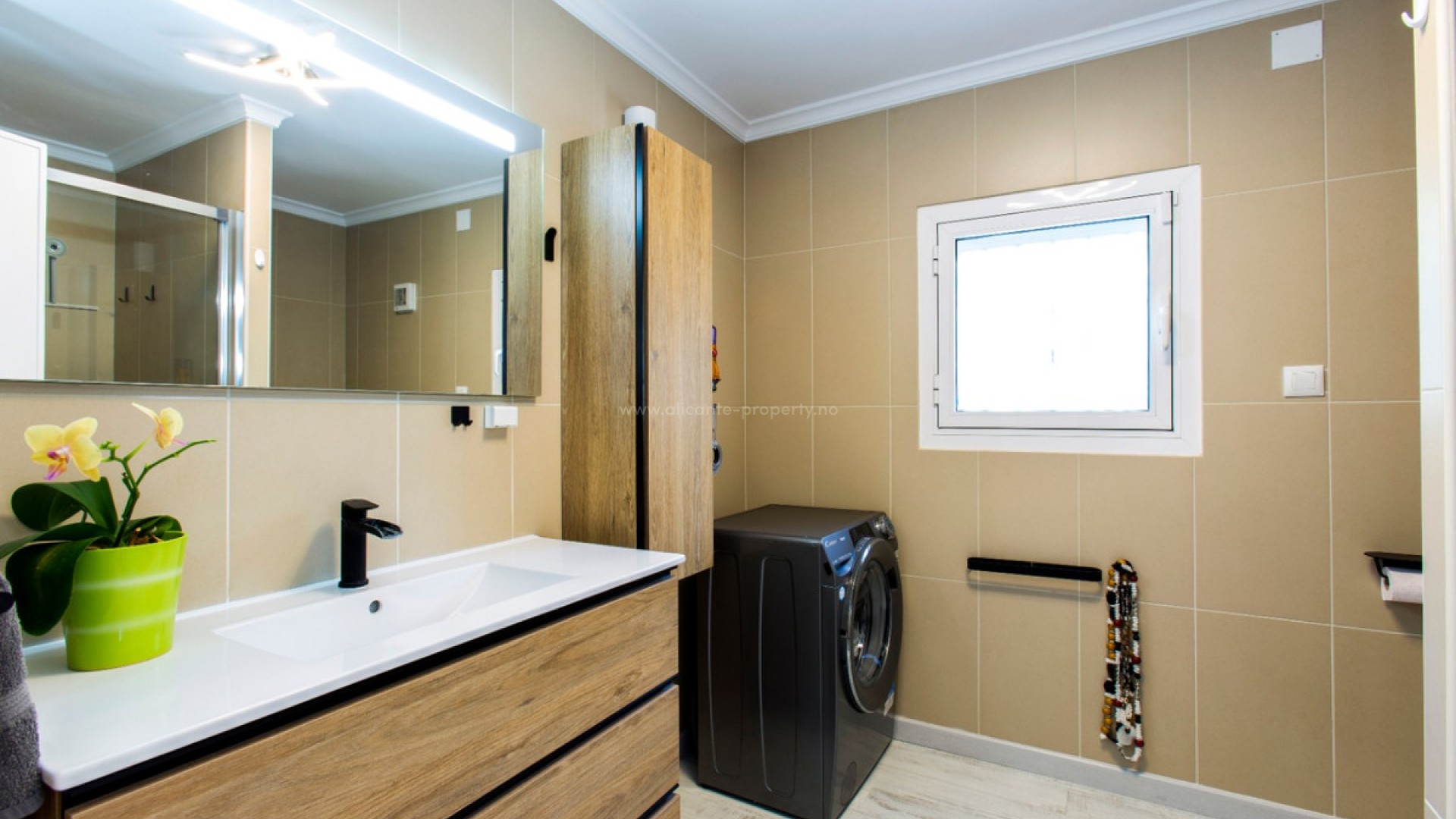 Hus / Villa i La Fustera