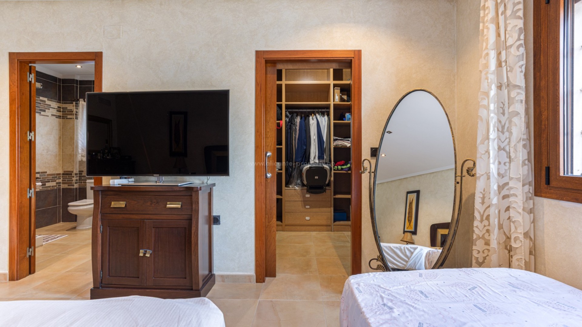 Hus / Villa i La Herrada