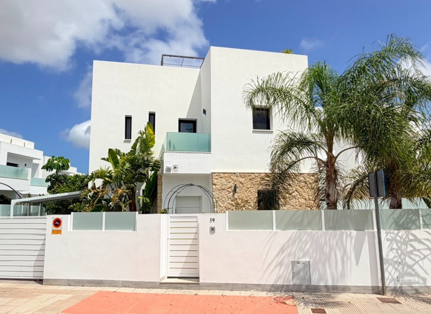 Hus / Villa i La Herrada