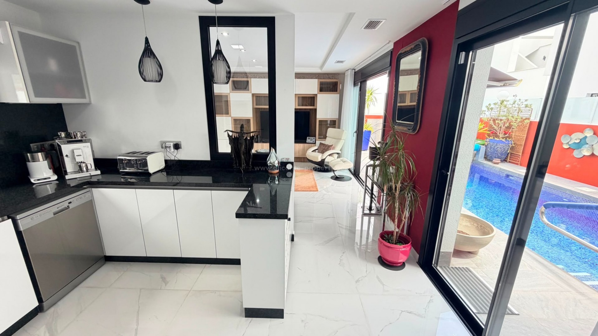 Hus / Villa i La Herrada