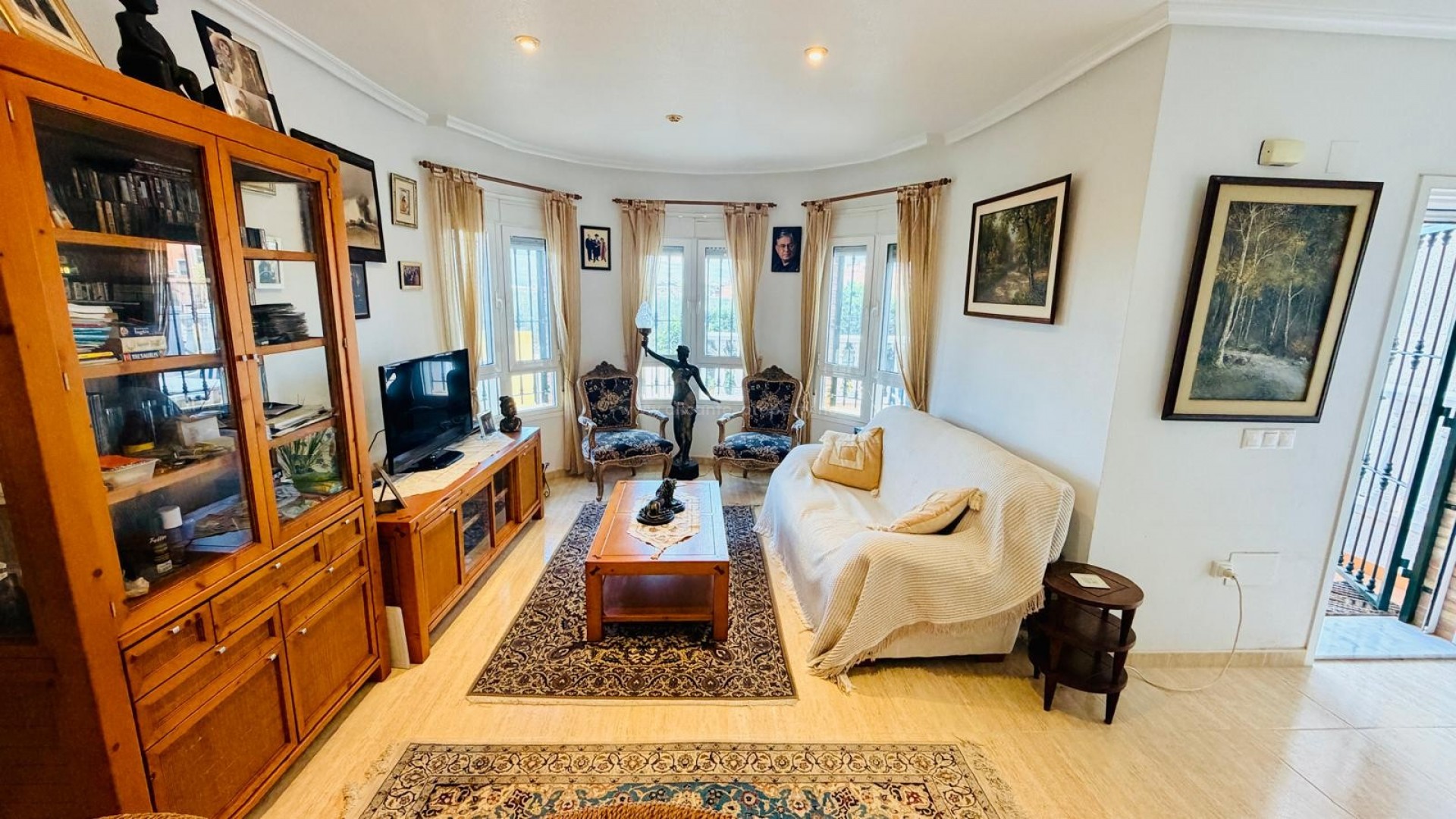 Hus / Villa i La Herrada