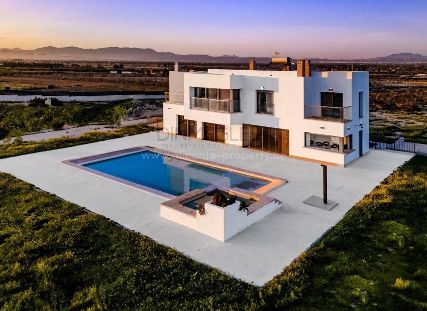 Hus / Villa i La Marina
