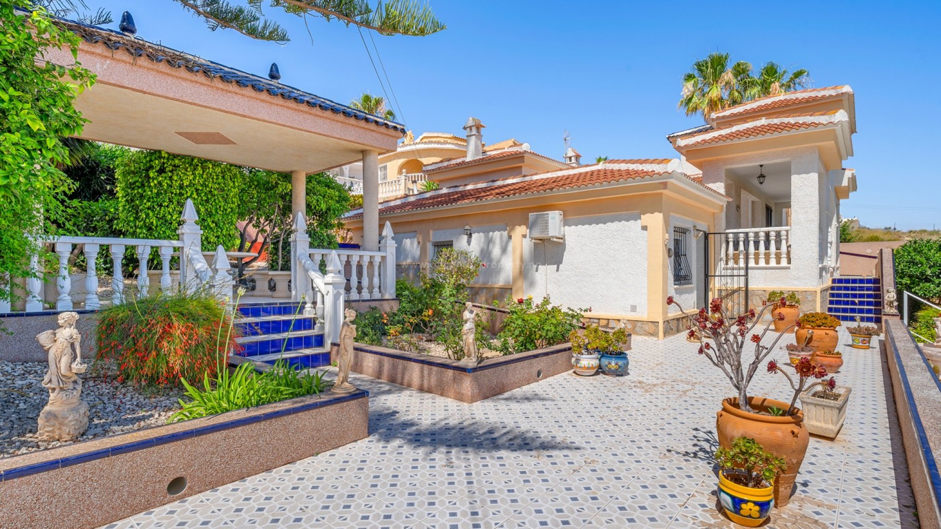 Hus / Villa i La Marquesa Golf