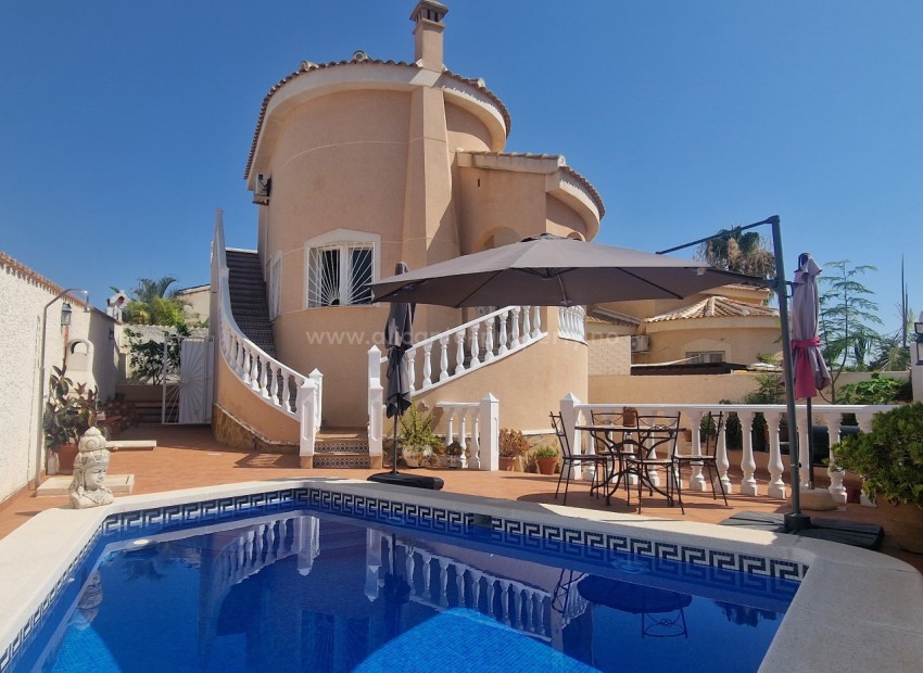 Hus / Villa i La Marquesa