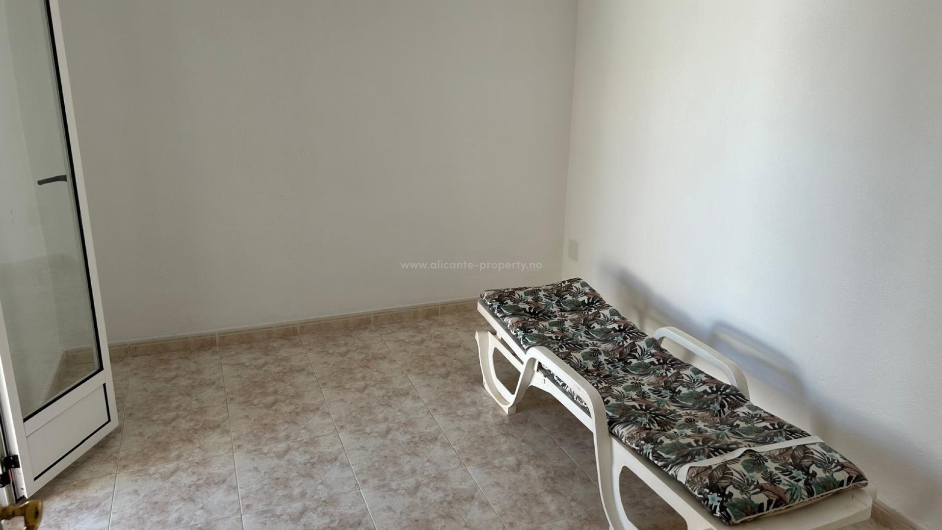 Hus / Villa i La Marquesa