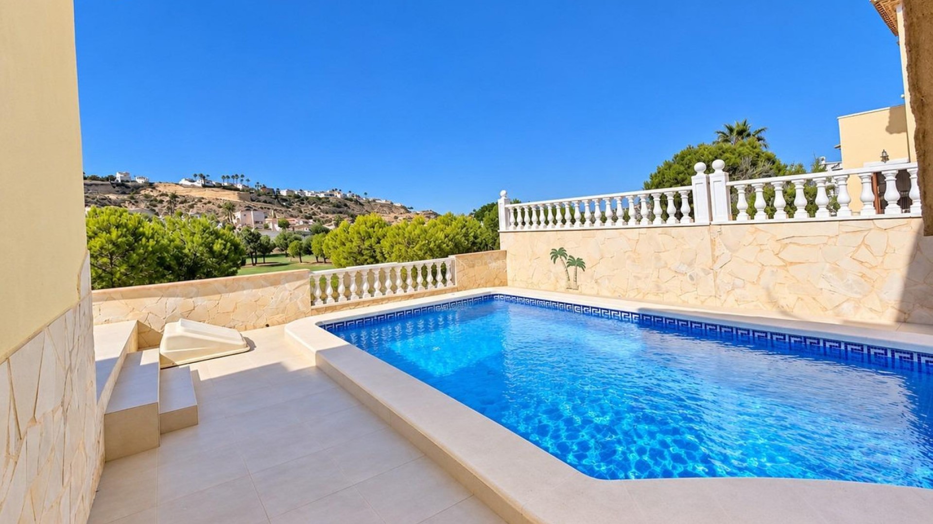 Hus / Villa i La Marquesa