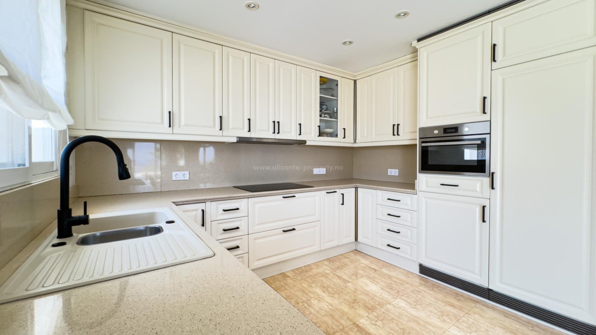 Hus / Villa i La Nucia Centro