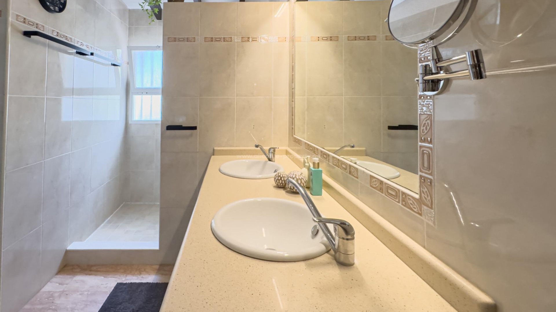 Hus / Villa i La Nucia Centro