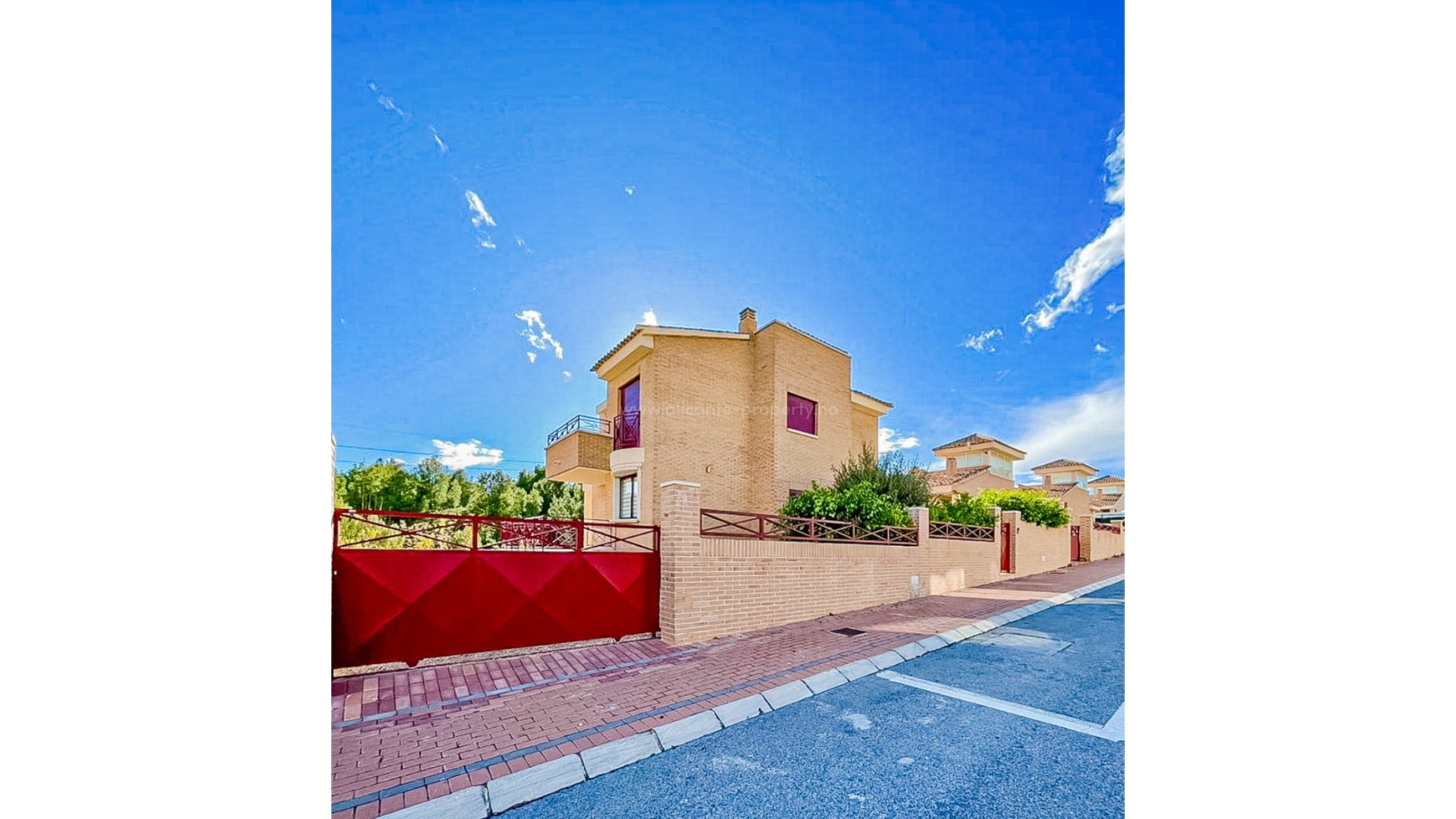 Hus / Villa i La Nucia Centro