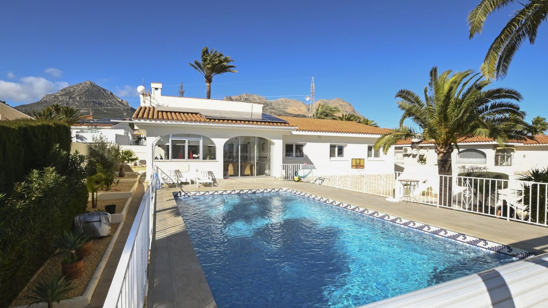 Hus / Villa i La Nucía