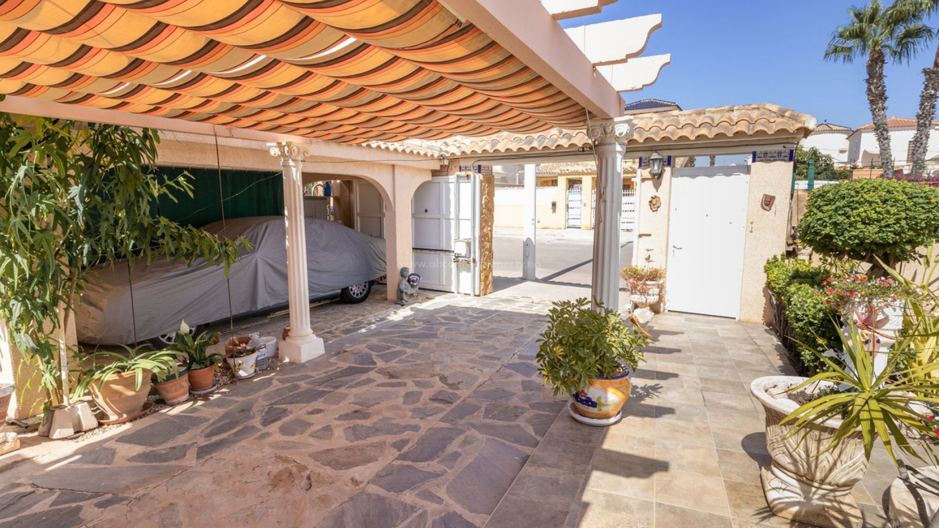 Hus / Villa i La Regia