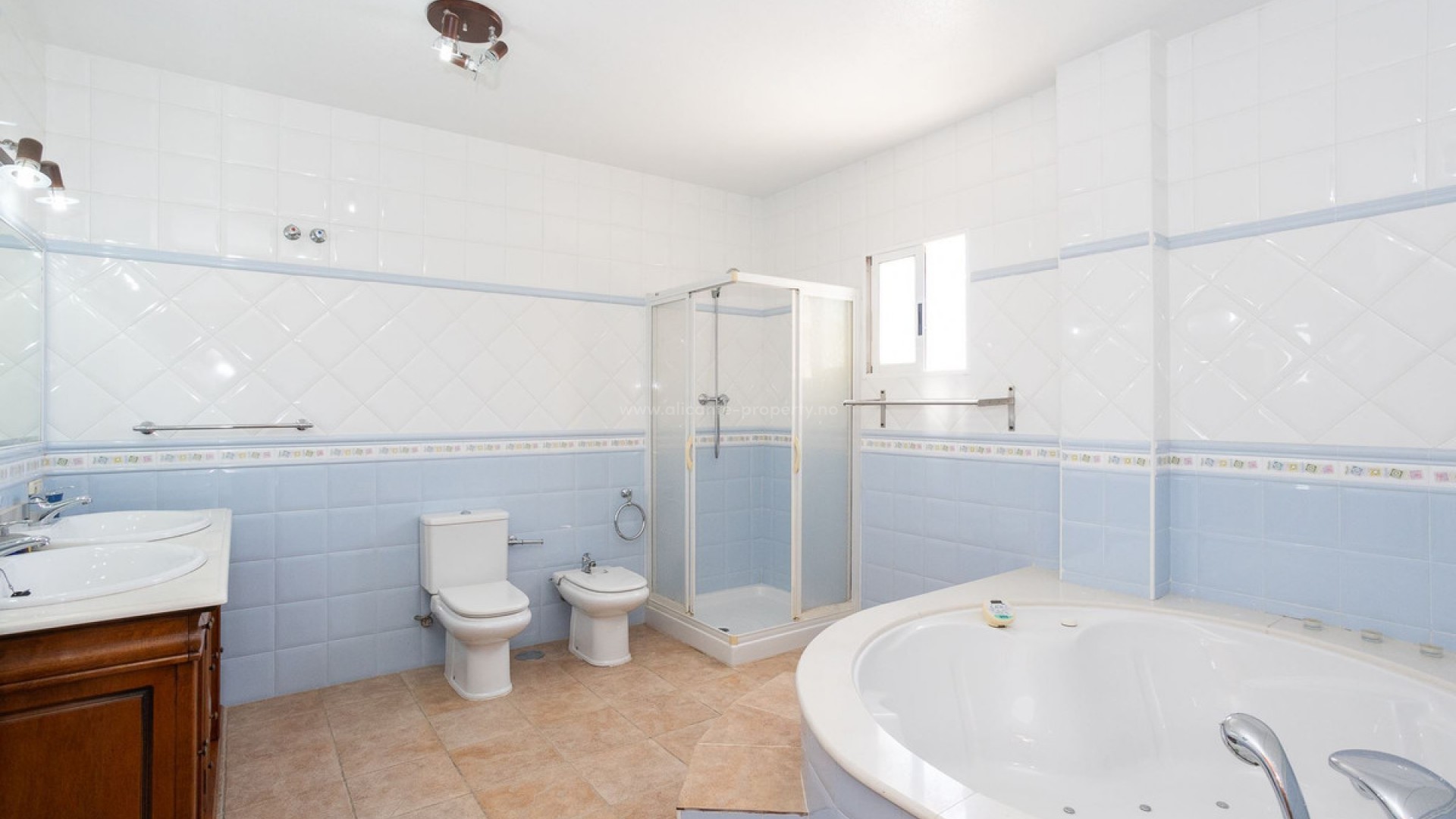 Hus / Villa i La Siesta