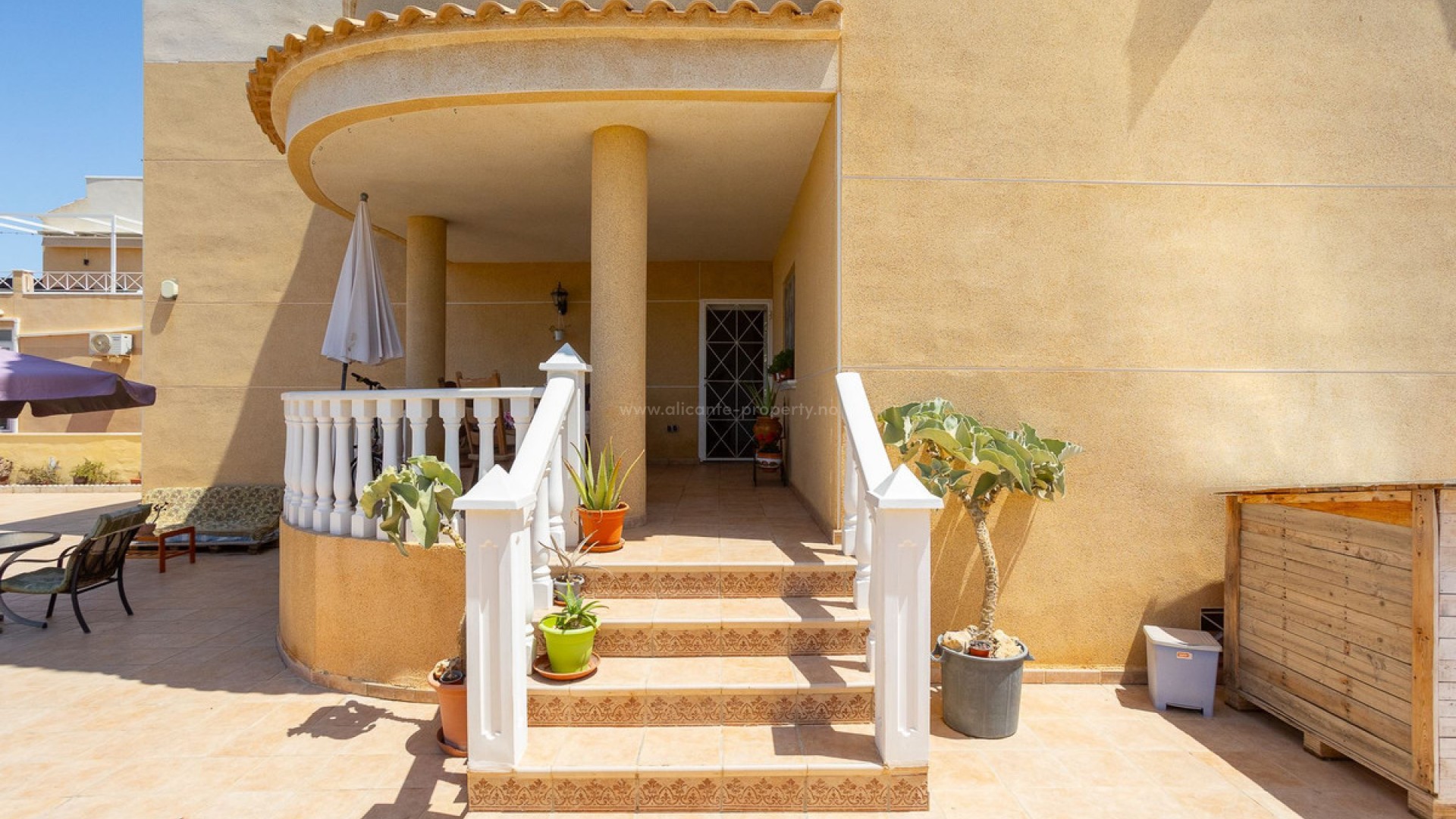 Hus / Villa i La Siesta