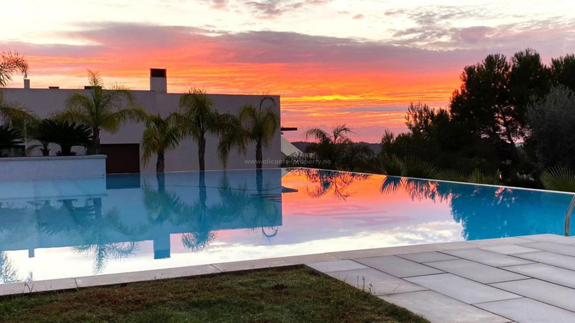 Hus / Villa i Las Colinas Golf Resort