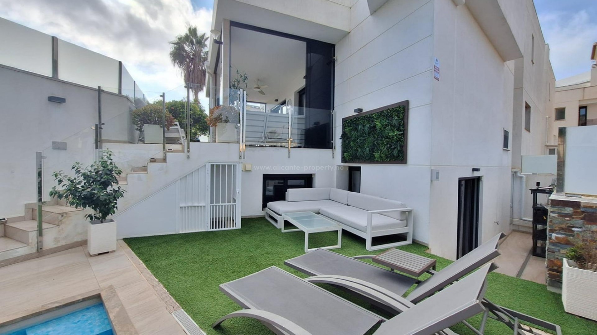 Hus / Villa i Las Filipinas