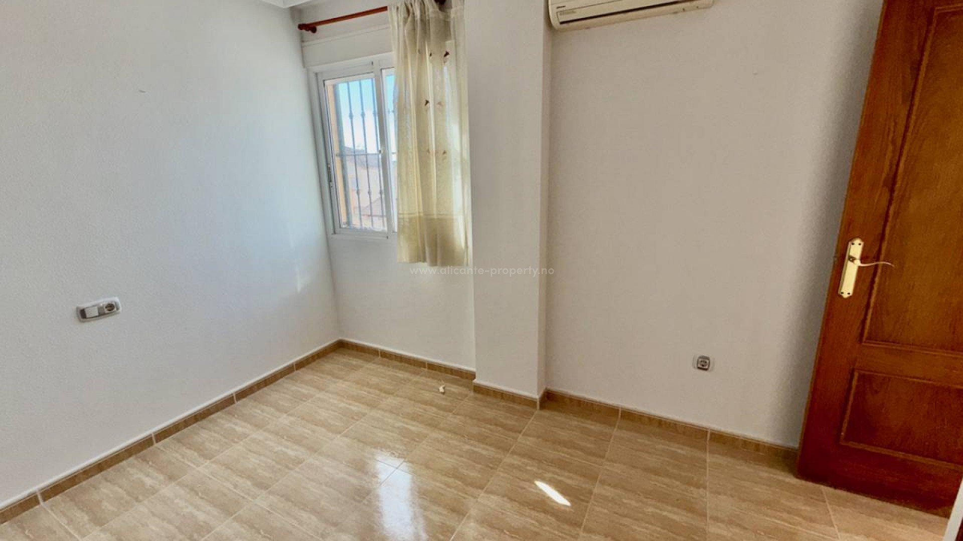 Hus / Villa i Lo crispin