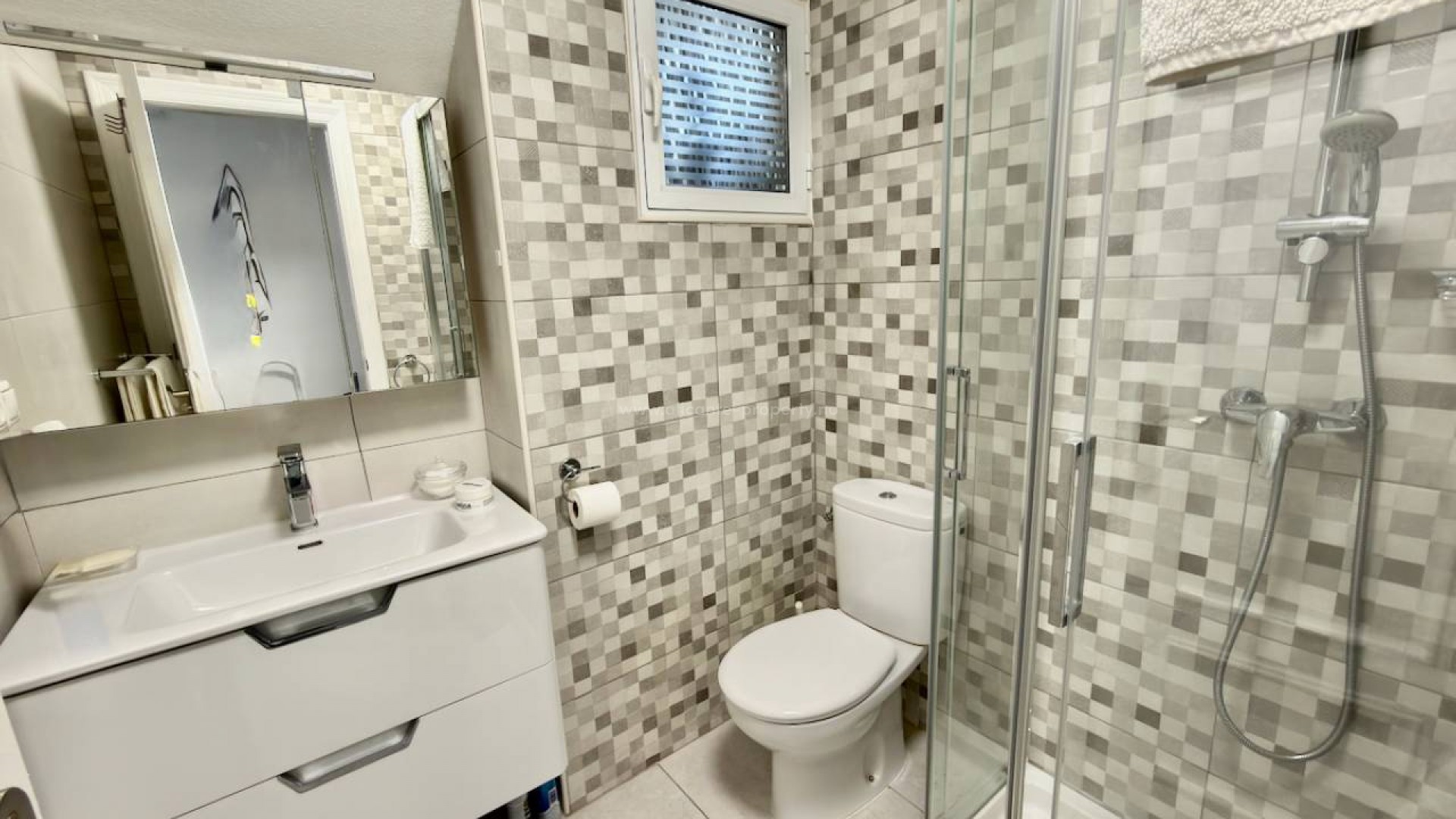 Hus / Villa i Lo crispin