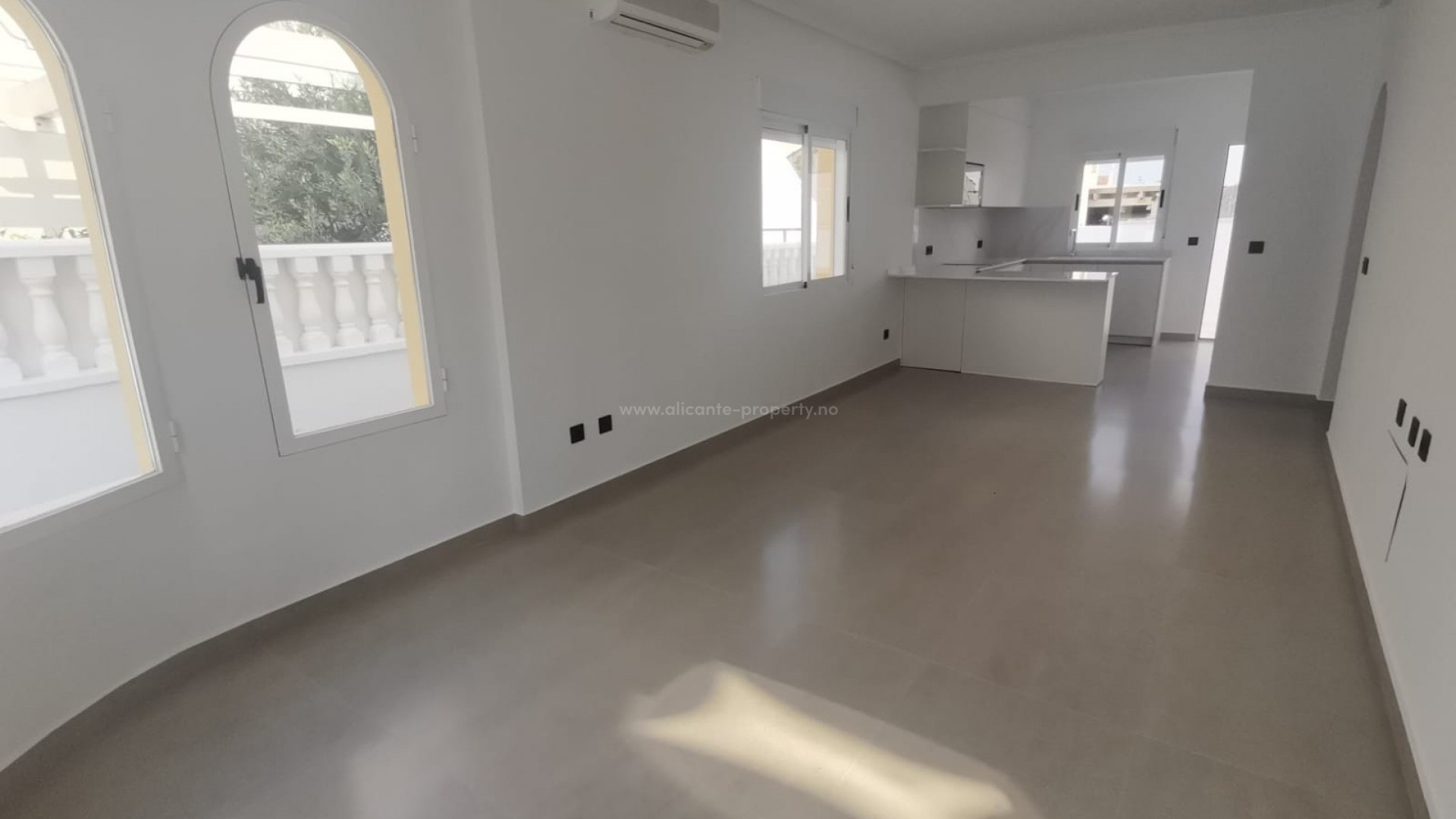 Hus / Villa i Lo crispin