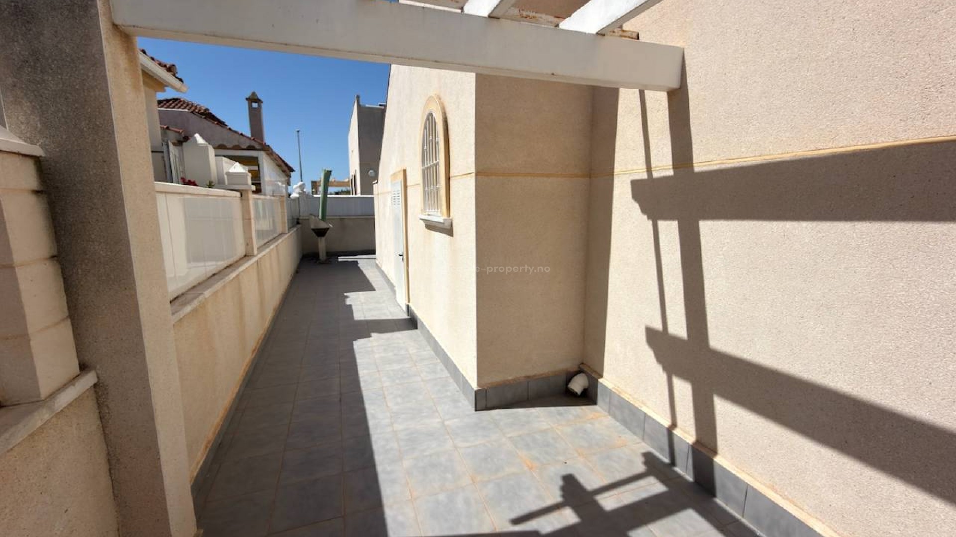 Hus / Villa i Lo crispin