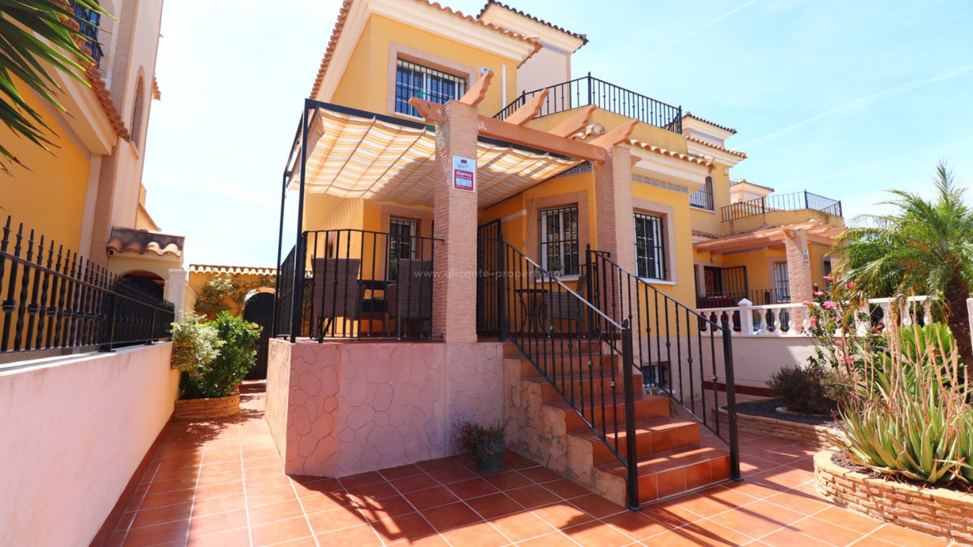 Hus / Villa i Lo crispin