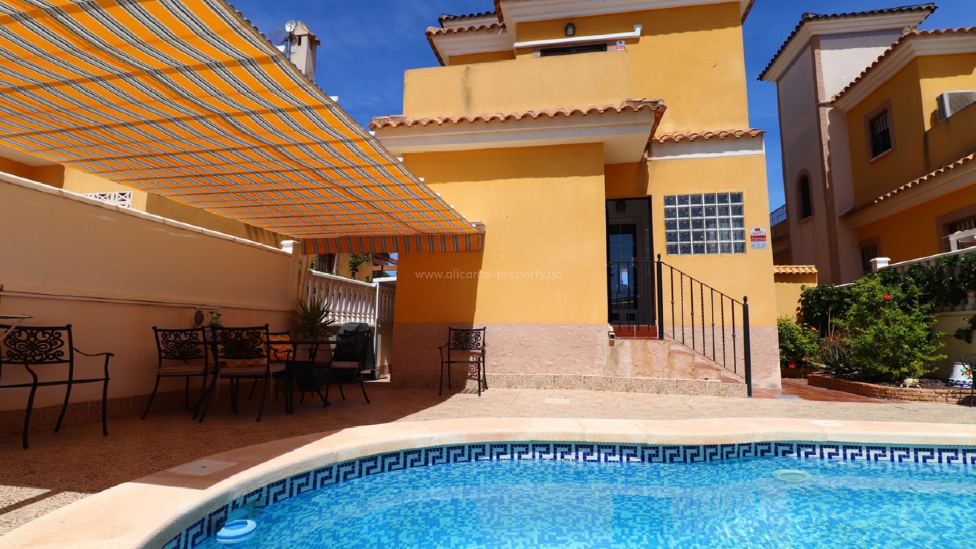 Hus / Villa i Lo crispin