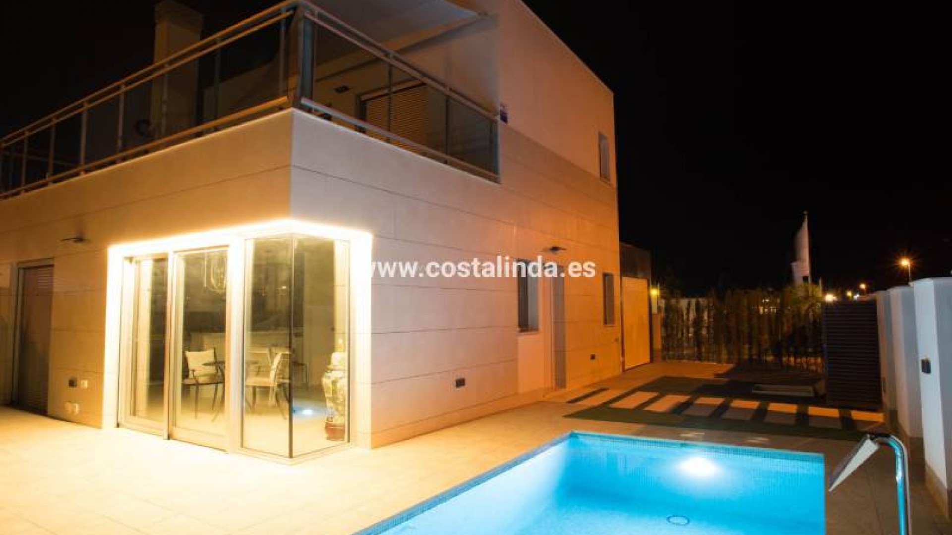 Hus / Villa i Los Alcazares