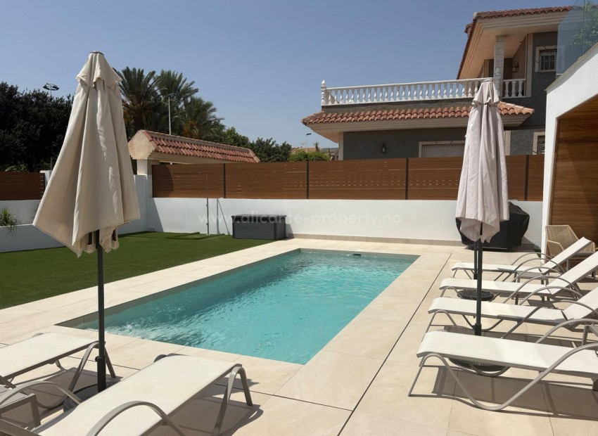 Hus / Villa i Los Altos