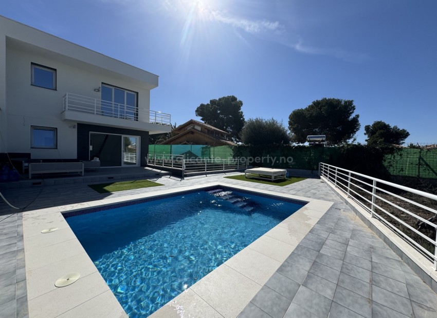 Hus / Villa i Los Balcones