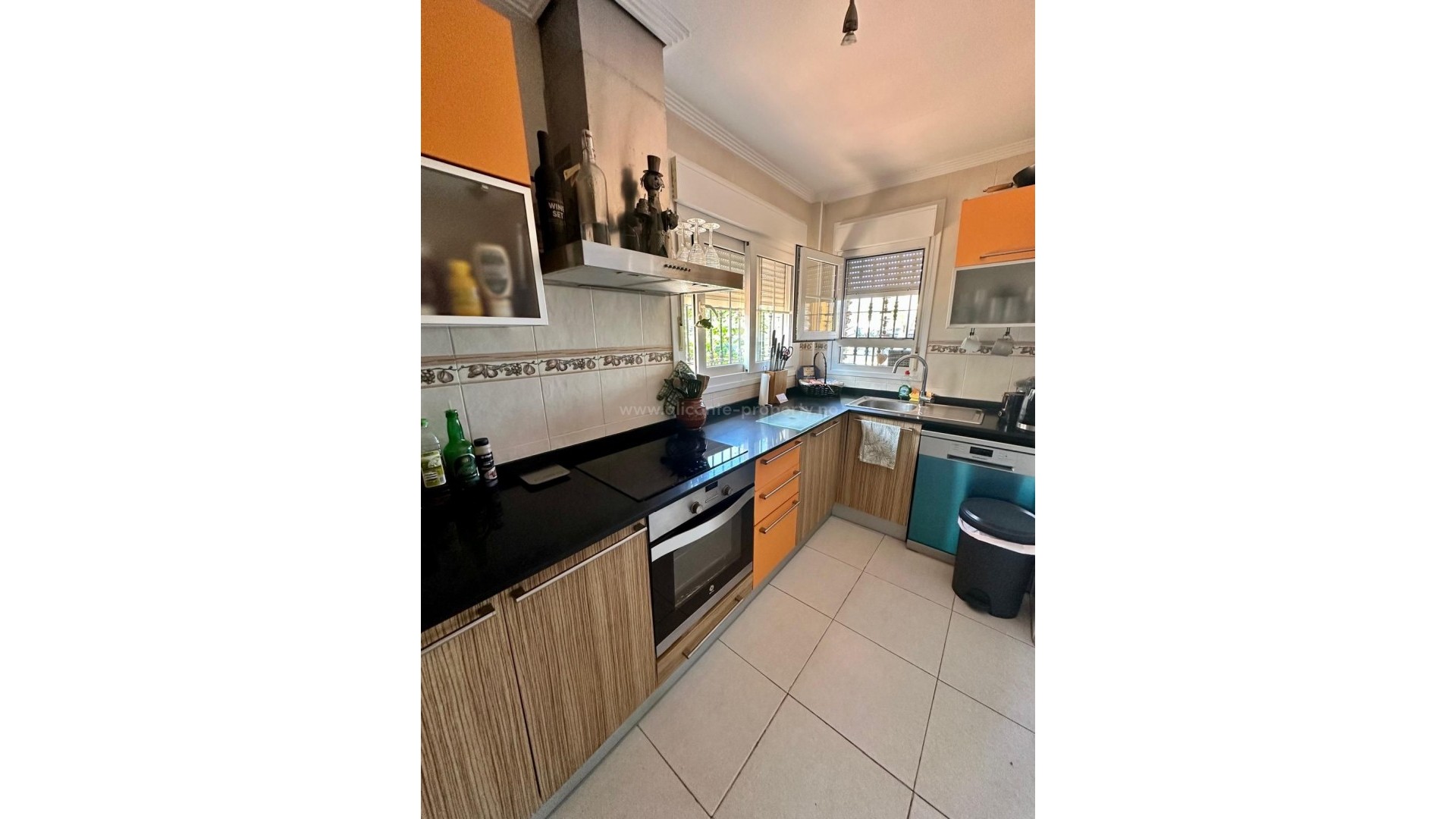 Hus / Villa i Los Montesinos Centro