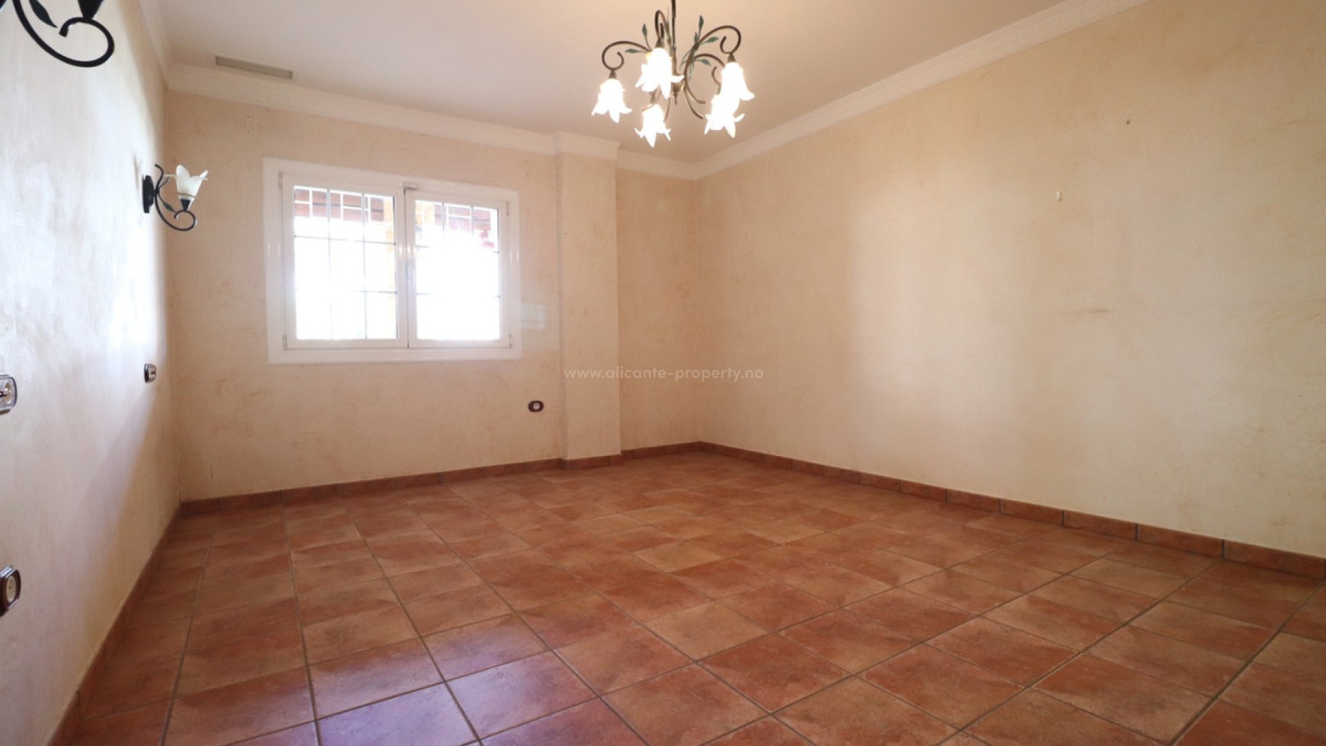 Hus / Villa i Los Palacios