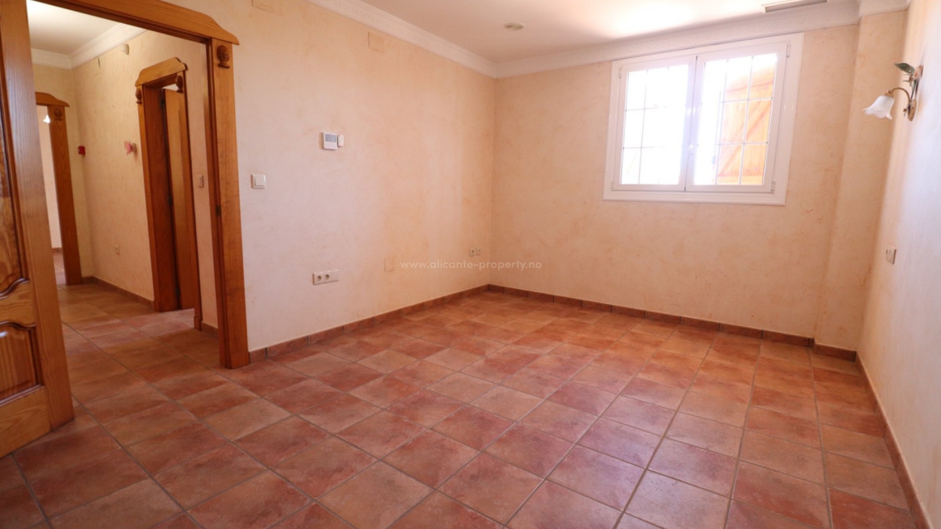 Hus / Villa i Los Palacios