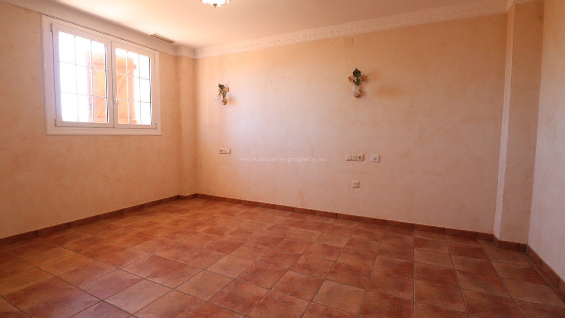 Hus / Villa i Los Palacios