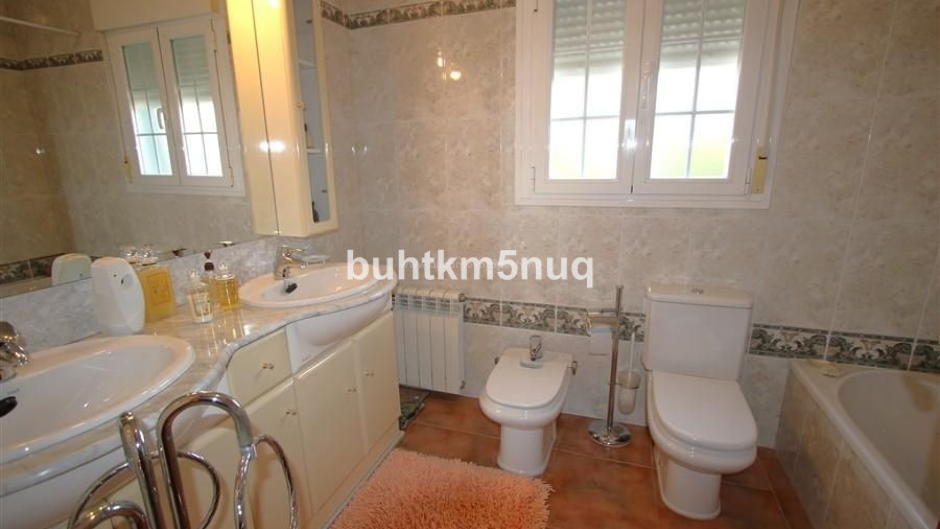 Hus / Villa i Los Pinos