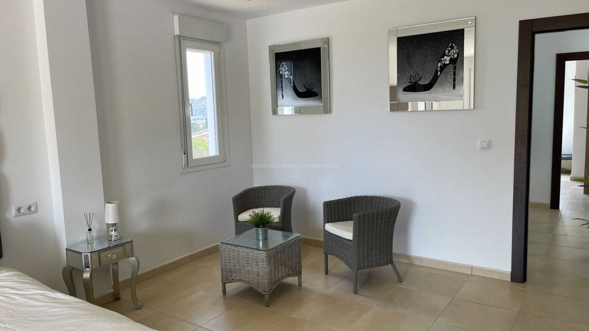 Hus / Villa i Monforte del Cid Centro