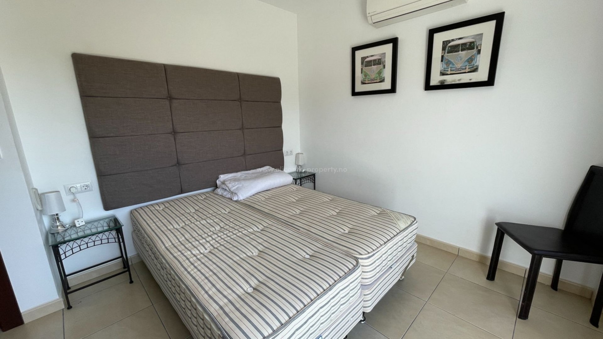 Hus / Villa i Monforte del Cid Centro