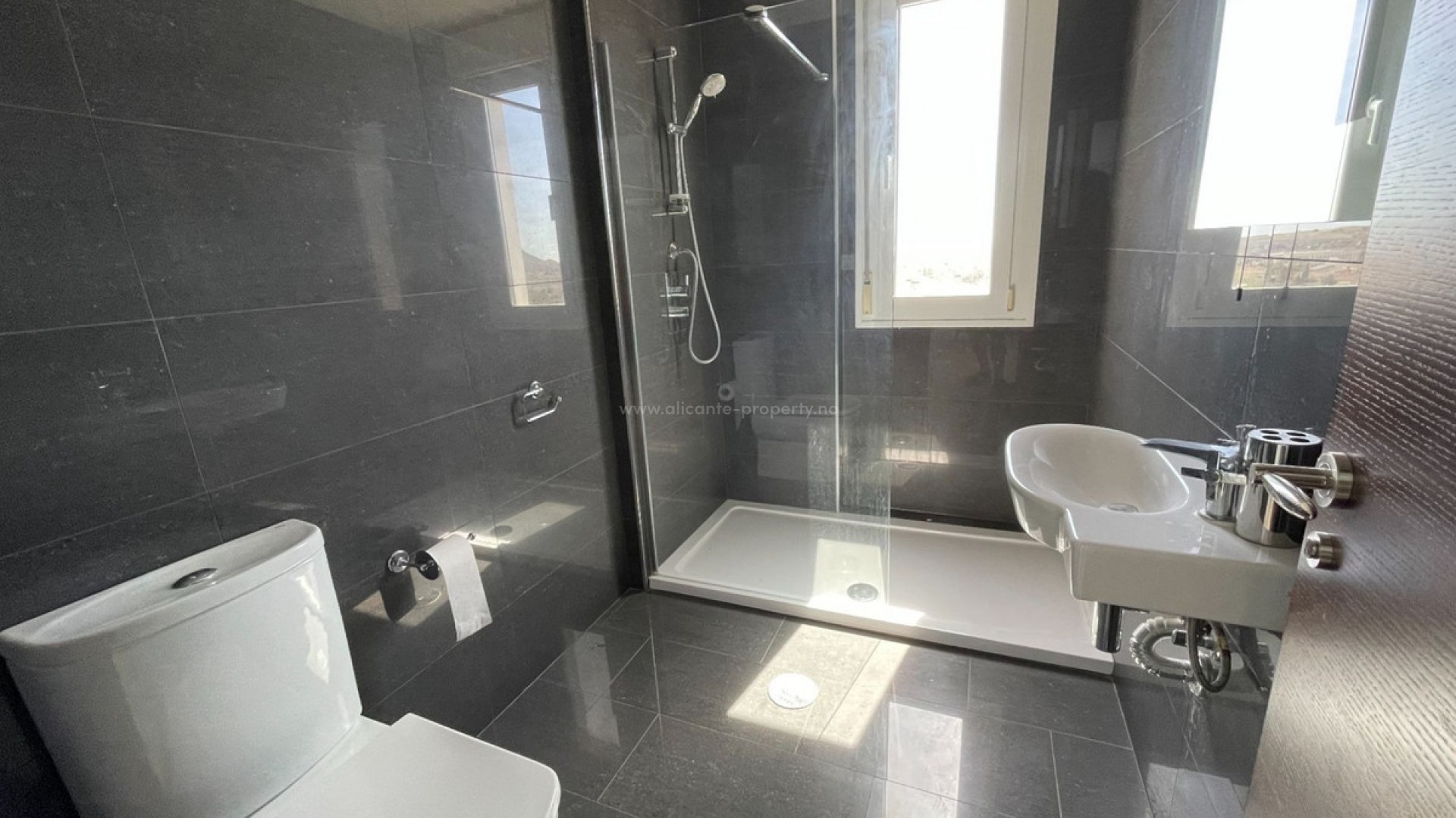 Hus / Villa i Monforte del Cid Centro